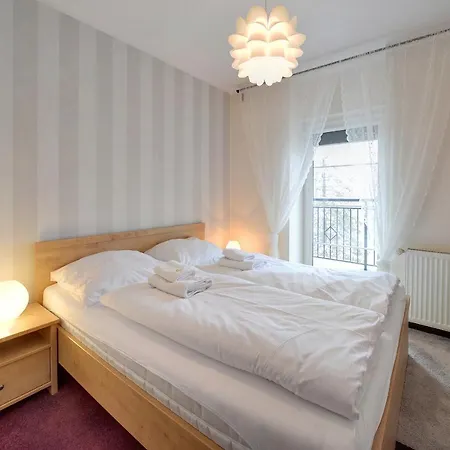 Kolorowy Sun Seasons 24 W Szklarskiej Porebie By Renters Apartman